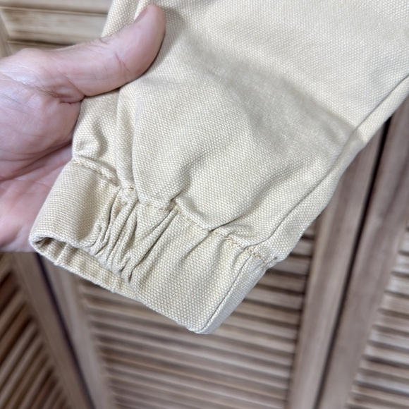 Forever 21 Cream Zip-Up Hooded Heavy Jacket Size Small - Picture 3 of 6